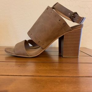 Rampage Block Heel - Tan